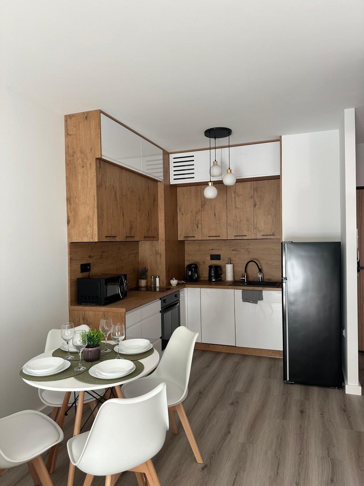 Skytravel 26 Apartament Pileckiego Nowy Dwor Mazowiecki Airport Modlin 24H Extérieur photo