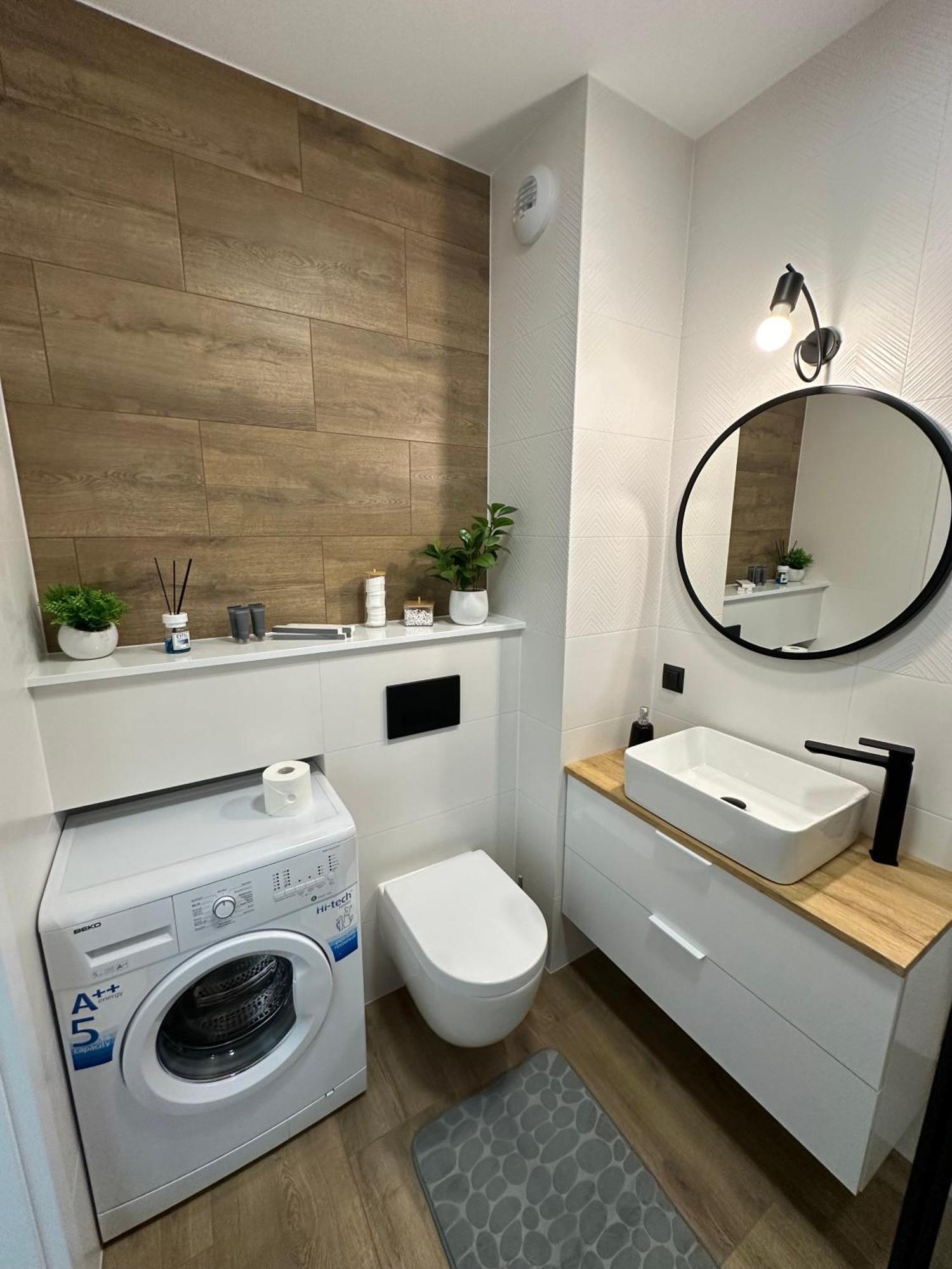 Skytravel 26 Apartament Pileckiego Nowy Dwor Mazowiecki Airport Modlin 24H Extérieur photo