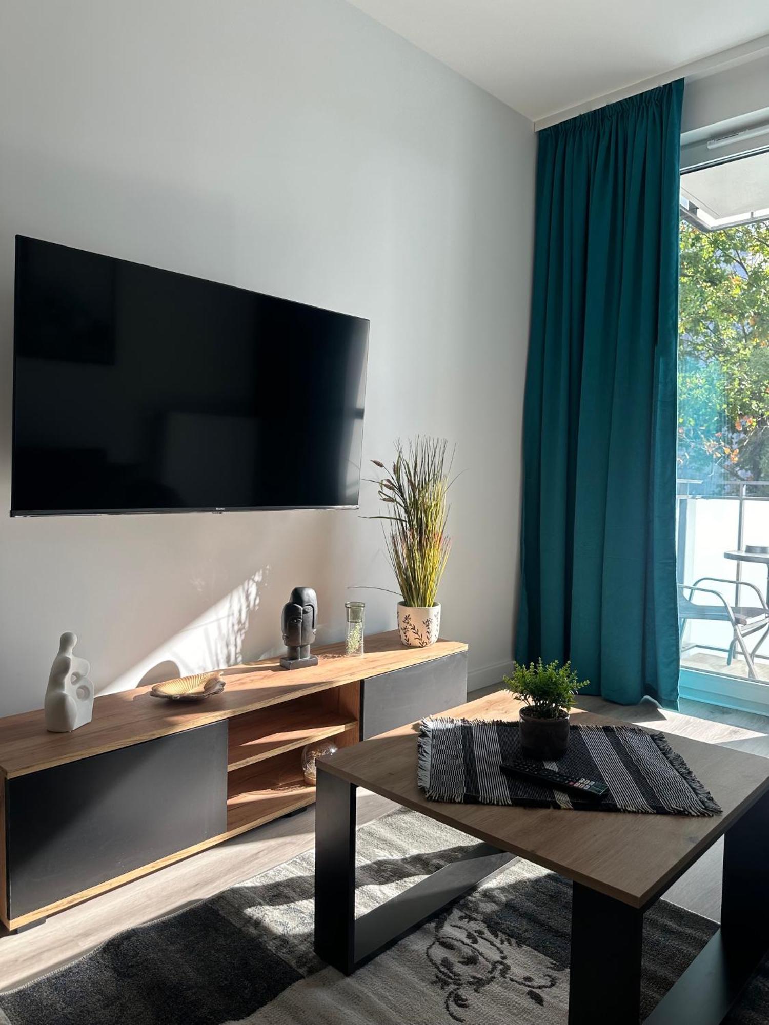Skytravel 26 Apartament Pileckiego Nowy Dwor Mazowiecki Airport Modlin 24H Extérieur photo